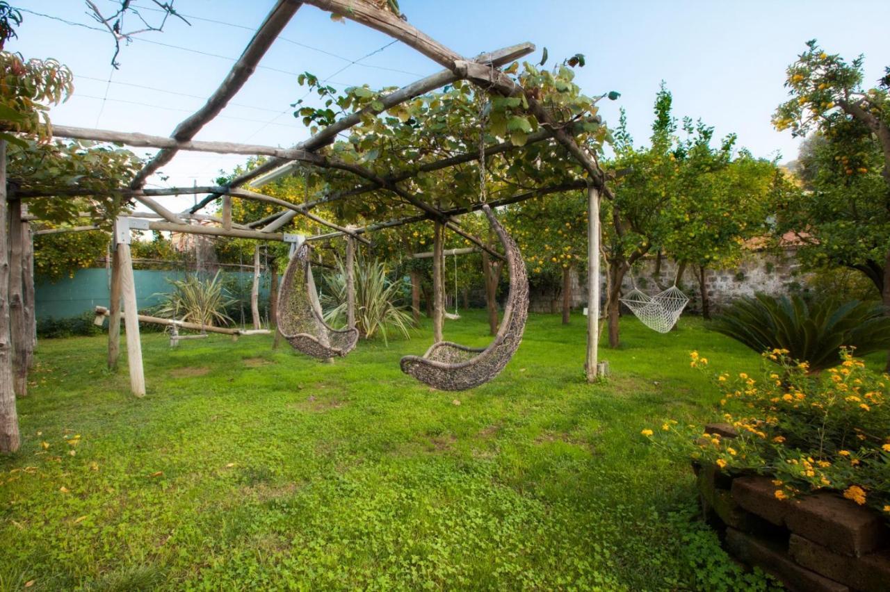 Casa Sorrento, Immerso Nel Verde A Pochi Passi Dal Centro Ngoại thất bức ảnh