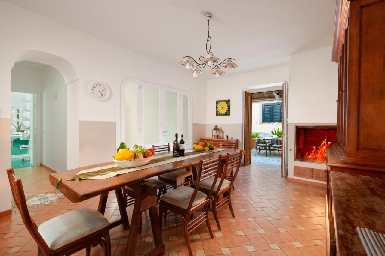 Casa Sorrento, Immerso Nel Verde A Pochi Passi Dal Centro Ngoại thất bức ảnh